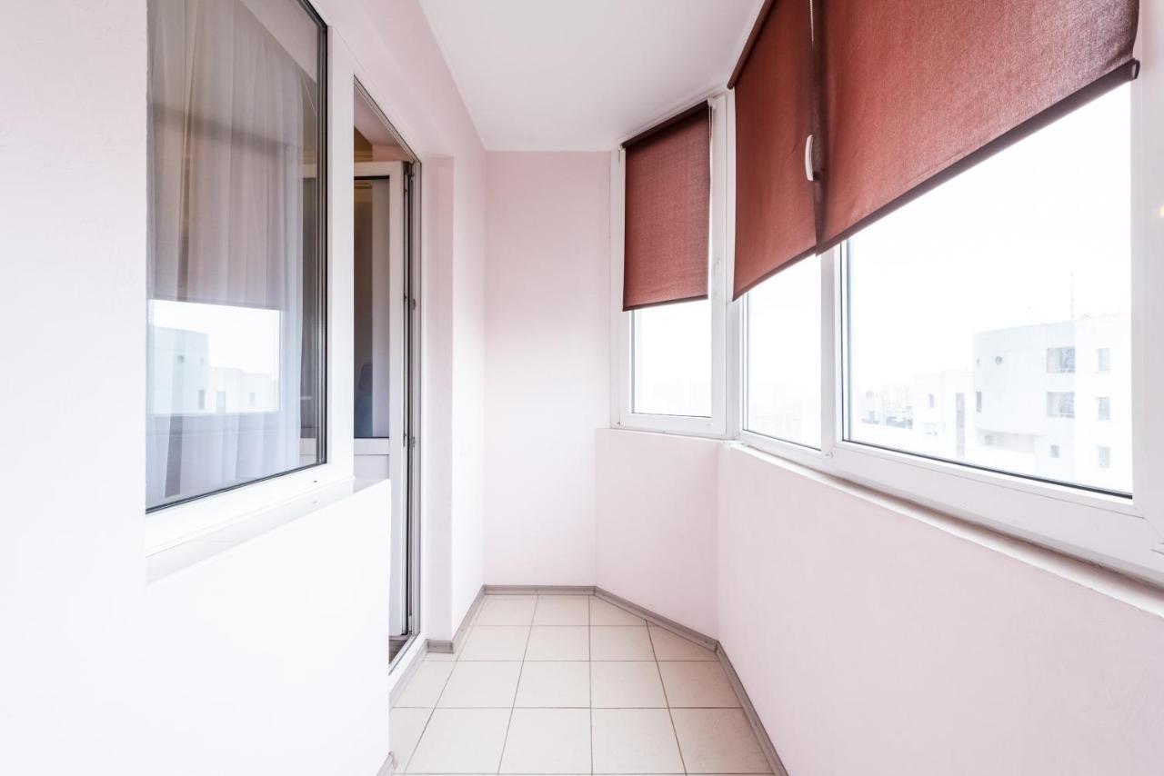 Шикарные Апартаменты 3 Минуты Пешком От М Позняки Kyiv Exterior photo